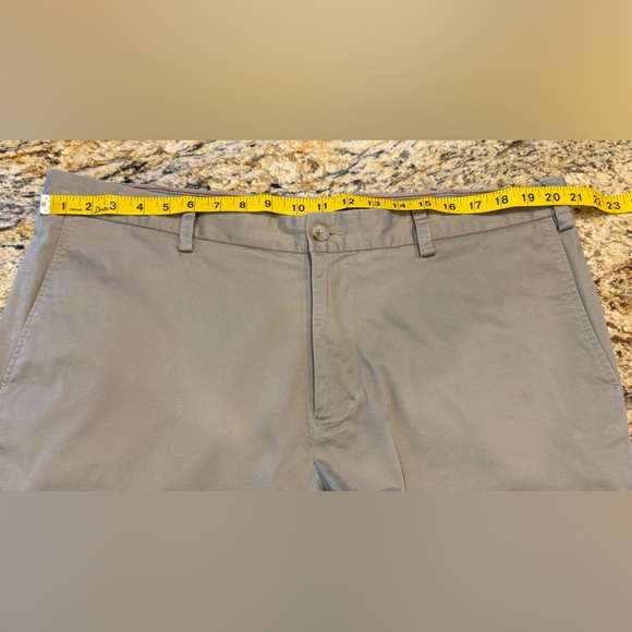 Southern Tide Dark Khaki Shorts Cotton/Spandex Men’s Size 40 - Picture 7 of 9